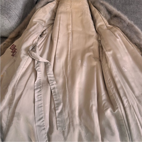 Vintage long gray mink coat sz small - Picture 8 of 11